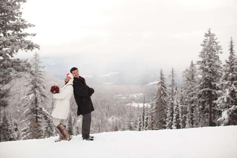 Silver Star Mountain Resort Wedding Elopement Photographer Barnett Photography Okanagan Winter Weddings-42