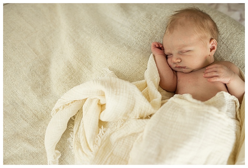 Kelowna Professional Newborn Photographer_1080.jpg